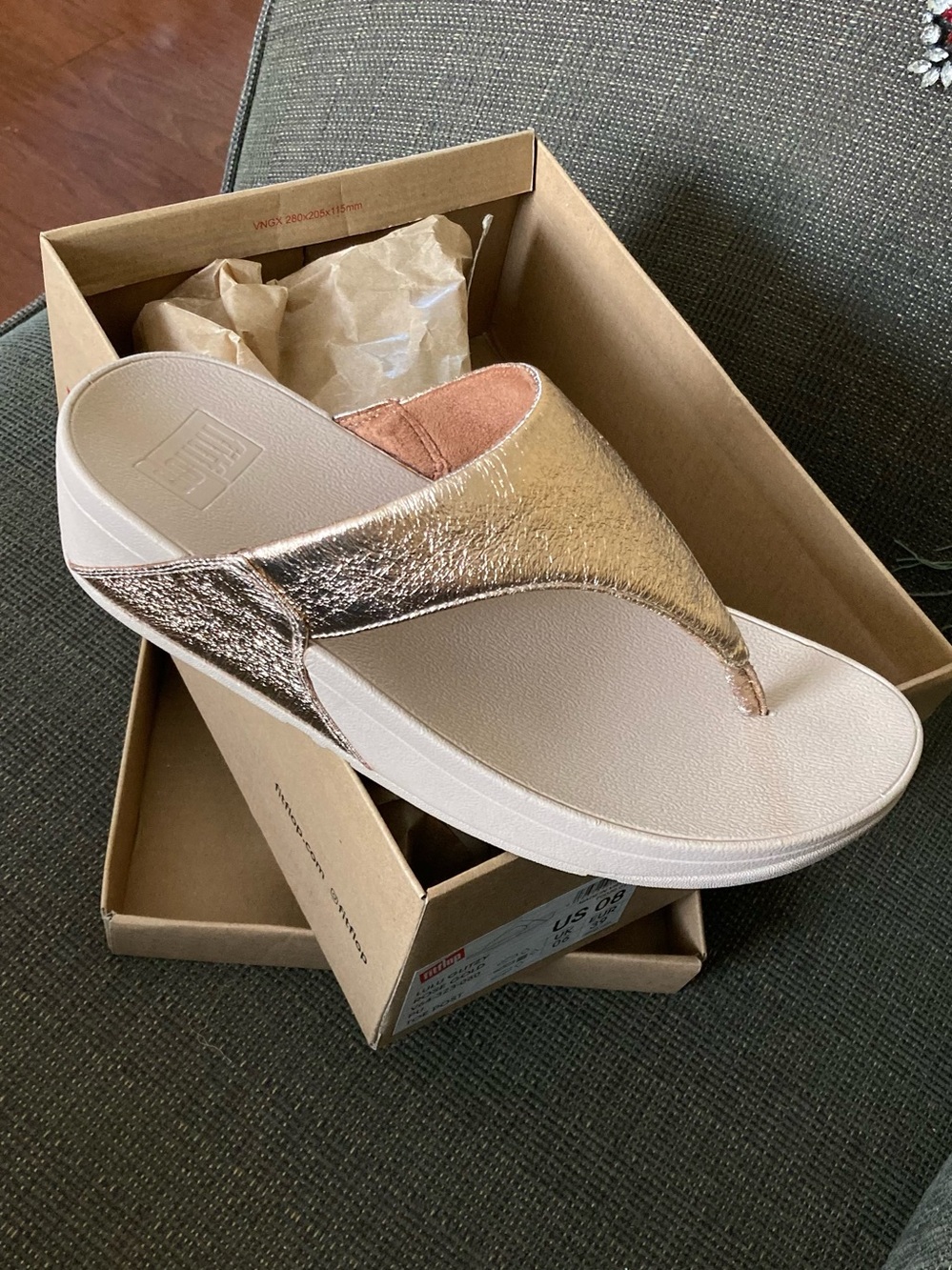 Fitflop Women's Rose Gold Leather Lulu Thong Toe Post Sandal size 8 NWT